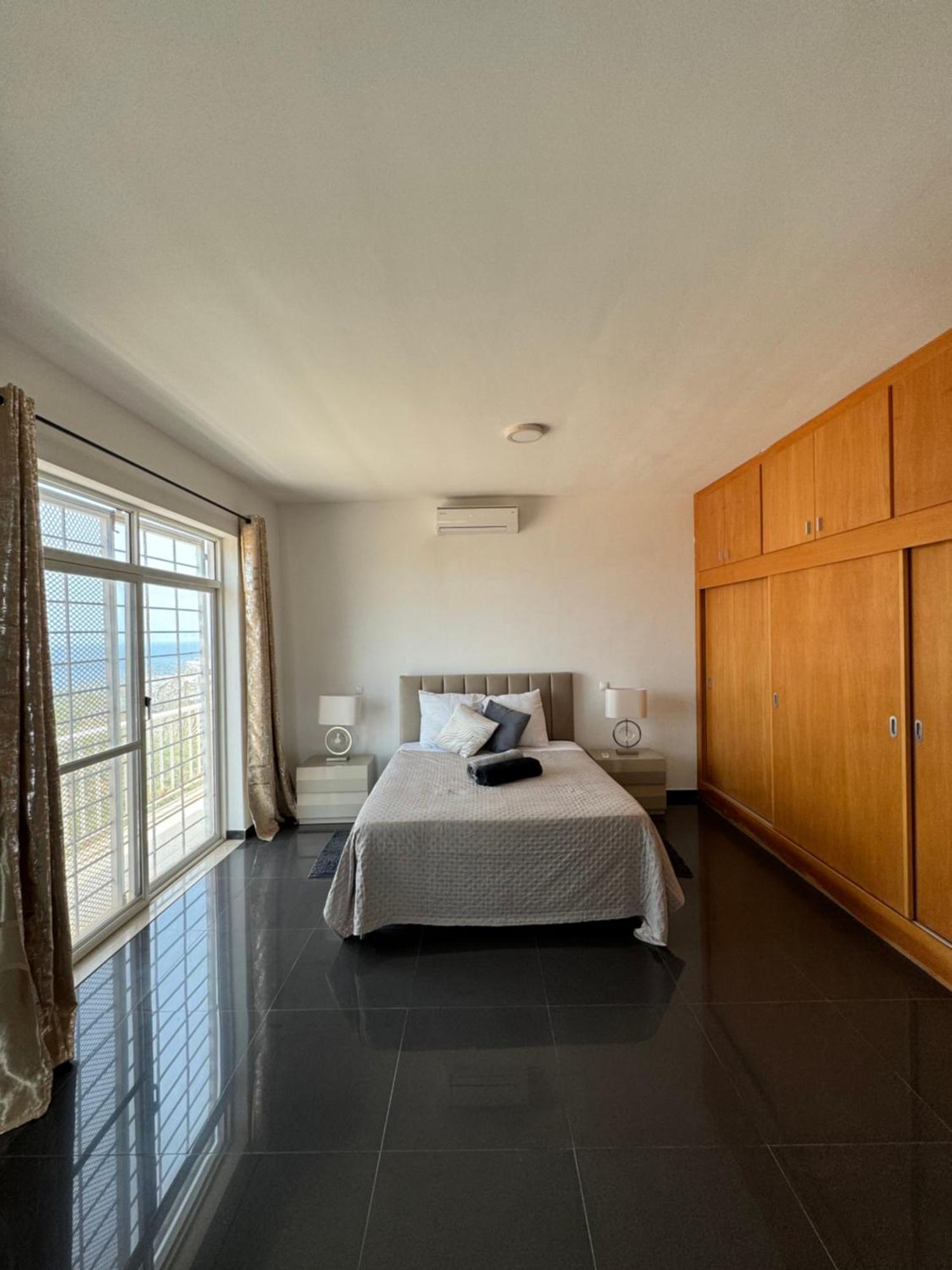 Villa Residencial Eunice Прая Екстер'єр фото