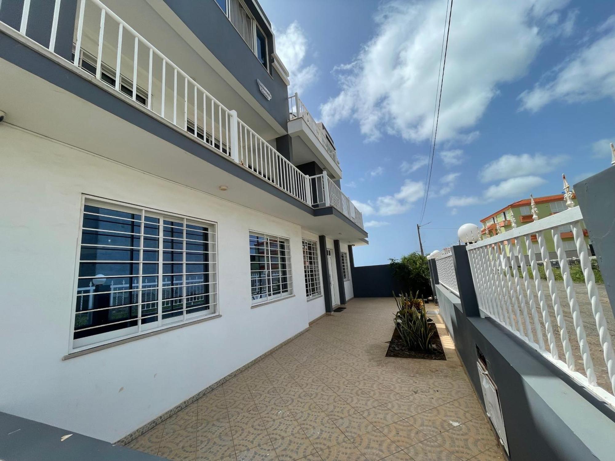 Villa Residencial Eunice Прая Екстер'єр фото